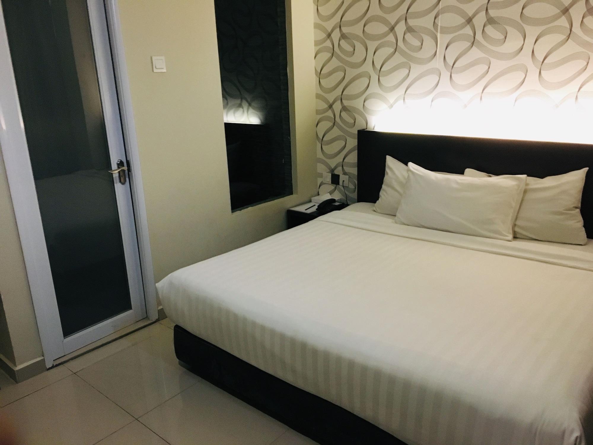 Izumi Hotel Bukit Bintang Куала Лумпур Екстериор снимка