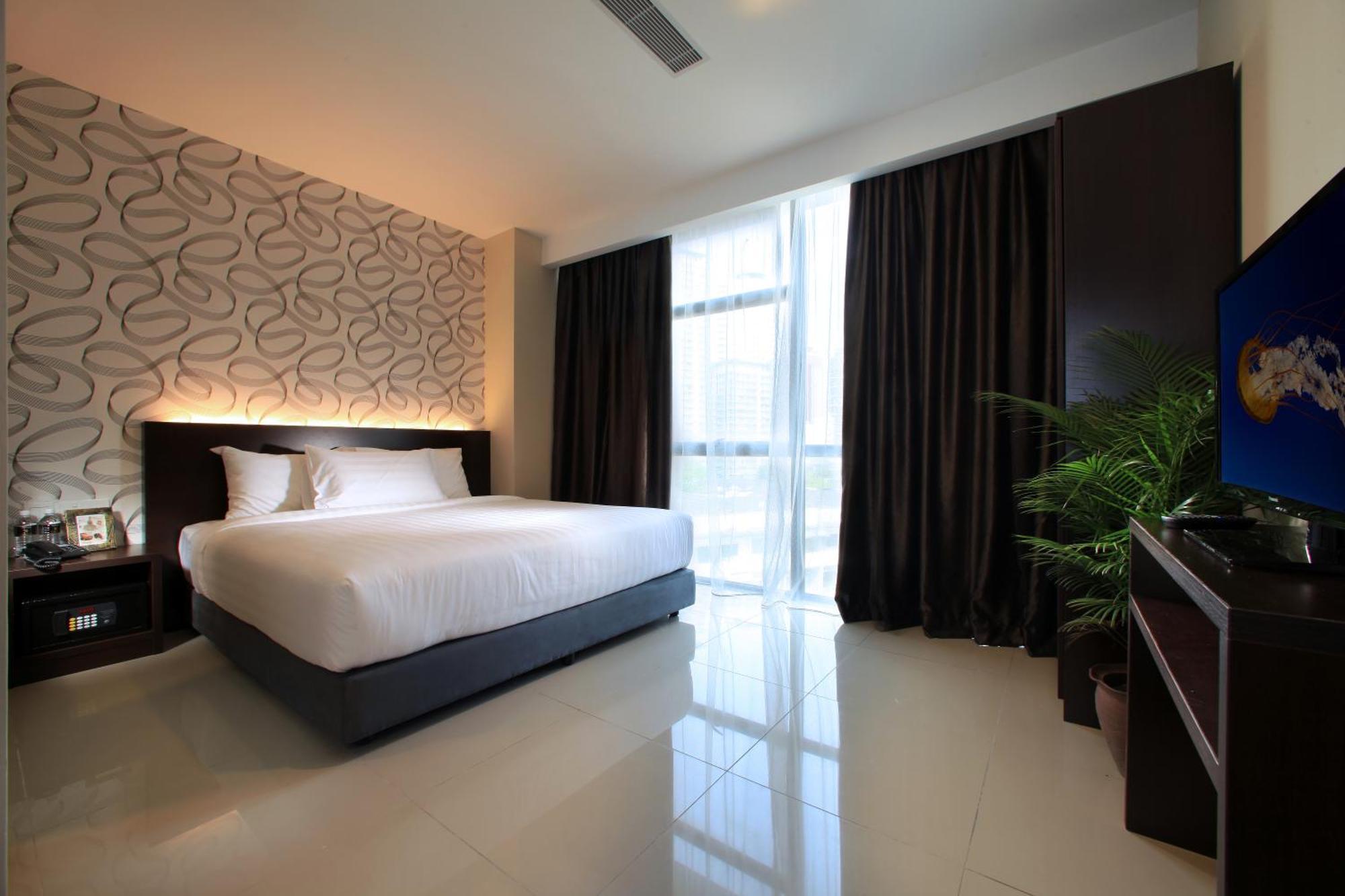 Izumi Hotel Bukit Bintang Куала Лумпур Екстериор снимка