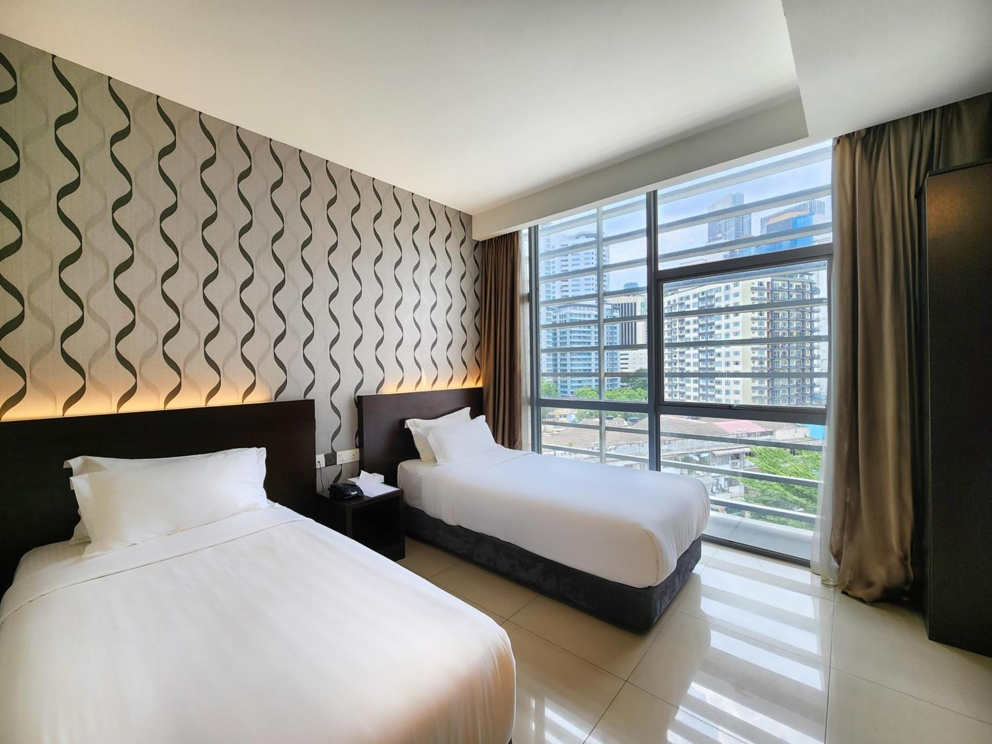 Izumi Hotel Bukit Bintang Куала Лумпур Екстериор снимка