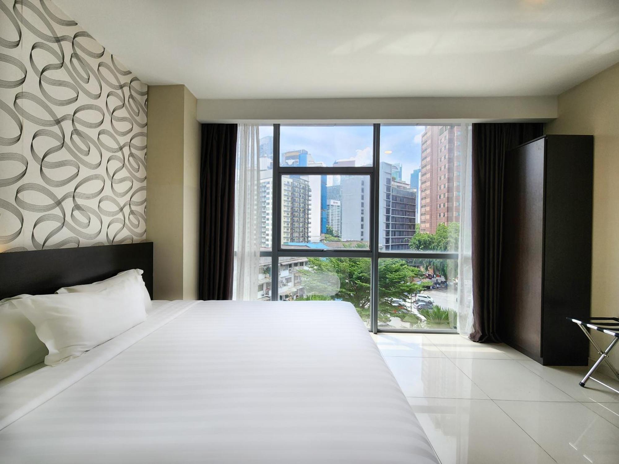 Izumi Hotel Bukit Bintang Куала Лумпур Екстериор снимка