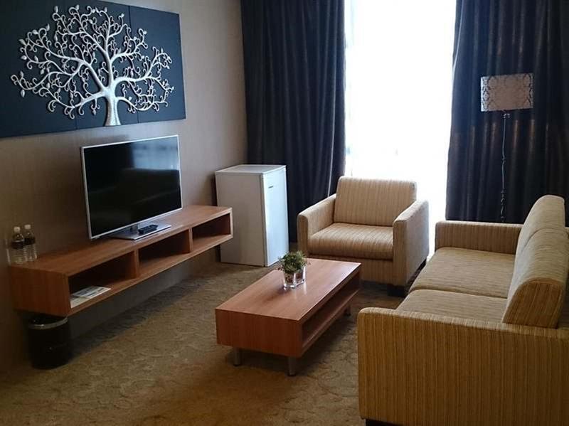 Izumi Hotel Bukit Bintang Куала Лумпур Екстериор снимка